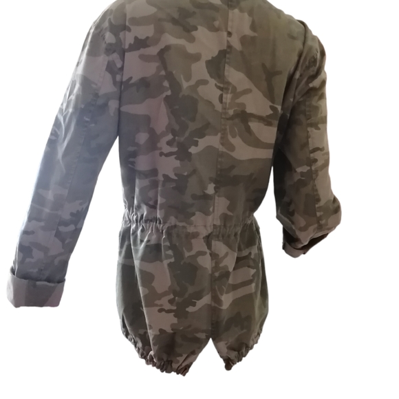 Treasure & Bond M - Picture 2 of 9